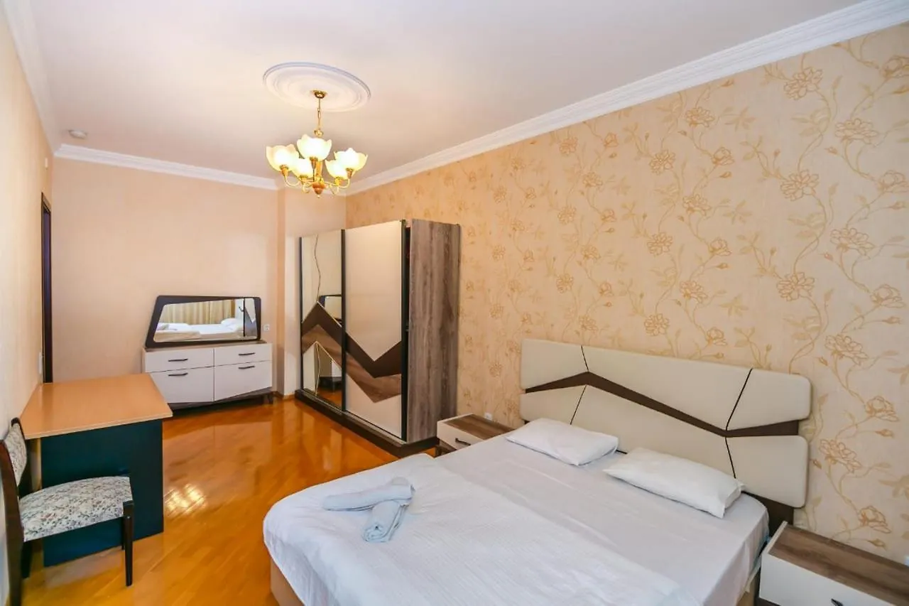 Lux Apartment In Targovi Nizami Street 바쿠