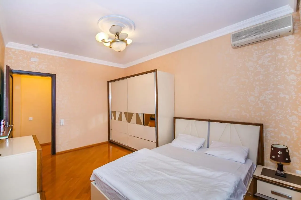 Lux Apartment In Targovi Nizami Street 바쿠 아제르바이잔